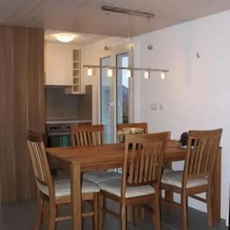 Apartment Chalet Adlerhorst Parterre 3,5 Zimmer *